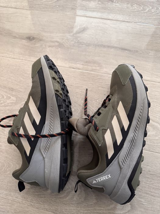 Трекинг Adidas Terrex номер 44