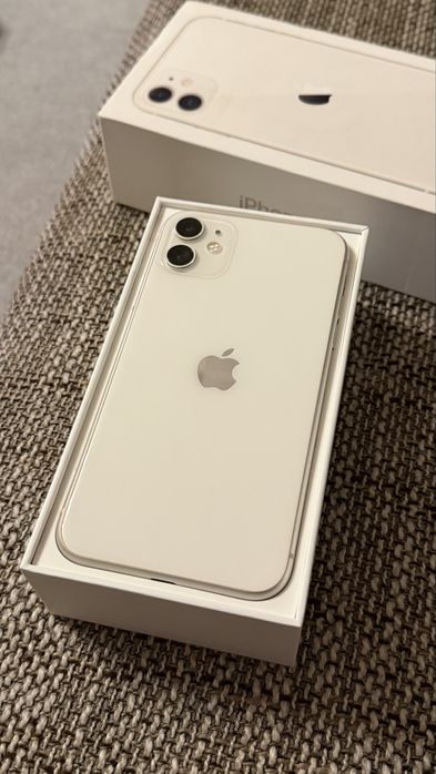 Продам Iphone 11