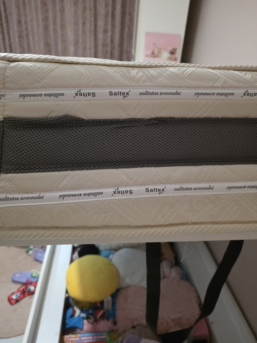 Vând urgent pat 200×100 cu ladă și saltea, disponibil doar până în 10 septiembrie