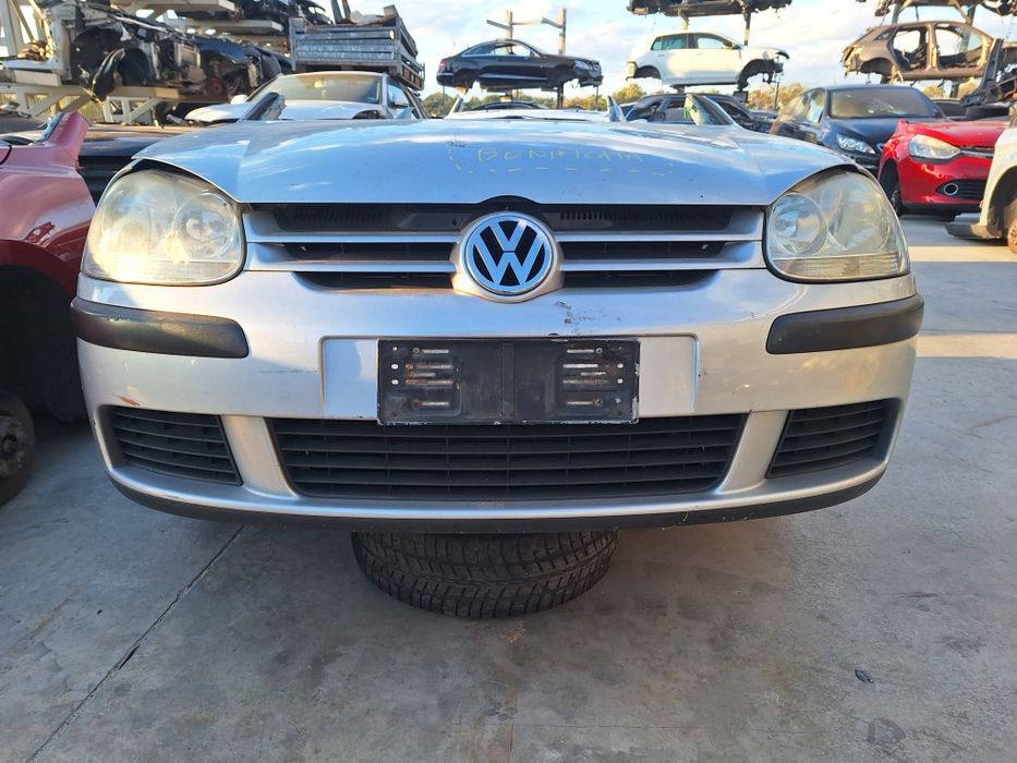 Предна броня Vw Golf 5 / Фолксваген Голф 5 2006г.