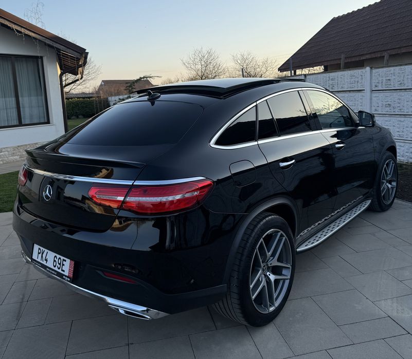 Mercedes Gle Coupe 350d AMG 151000 km 10/2018 Distronic Pano 360 grade