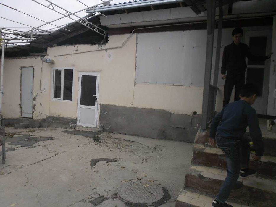 Сдаётся 5-комнатный дом в Гульбахоре! Есть въезд для машины 165 $