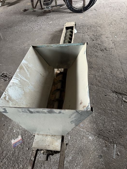 Шнек шнековый транспортер