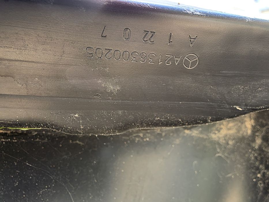 Mercedes Benz E A213 kombi 2020 заден ляв и десен калник панел