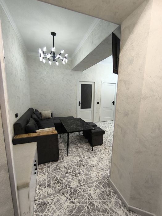 Квартира узок муддатга ижарага берилади