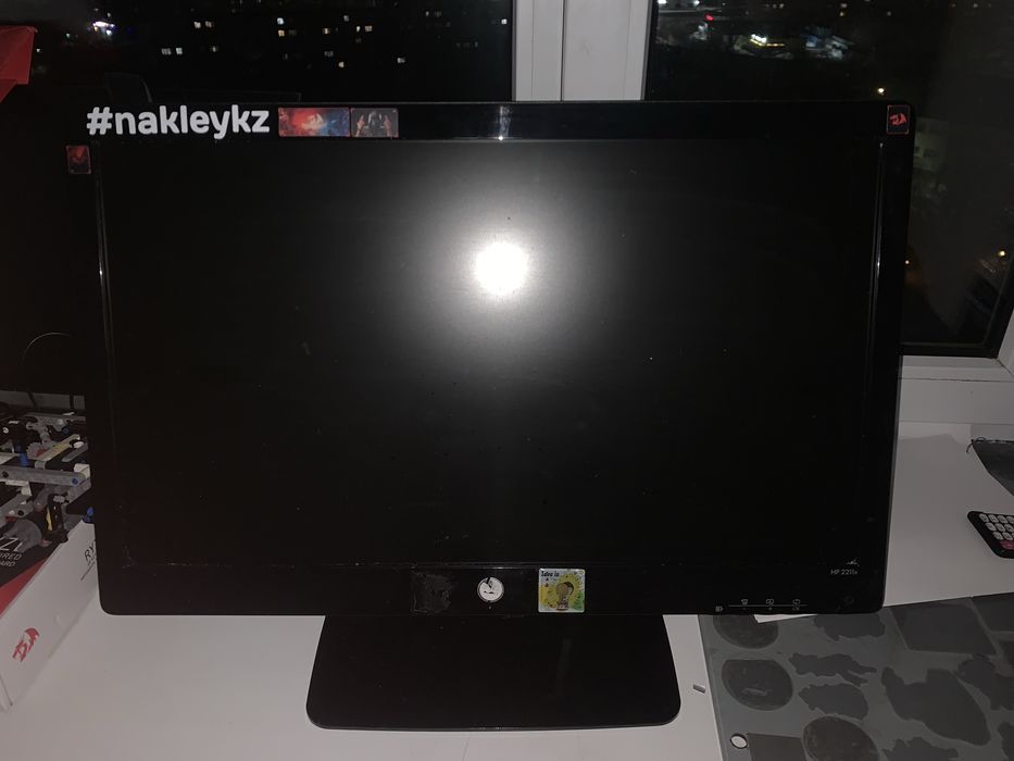 Монитор HP 2211x