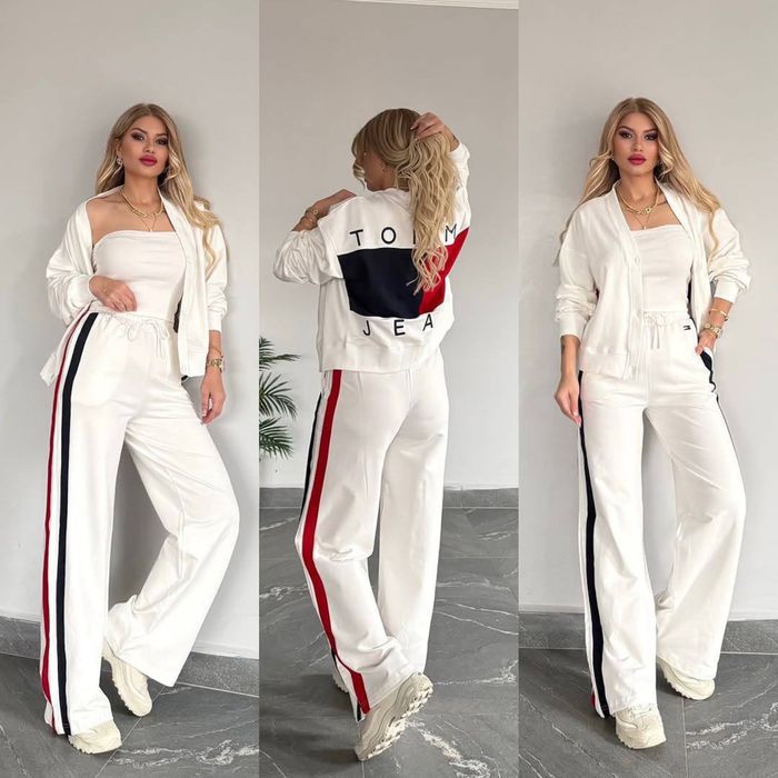 Женский спортивный комплект тройка