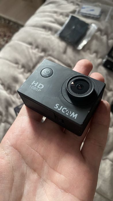 Экшн-камера SJCAM SJ4000+ комлект  почти новый