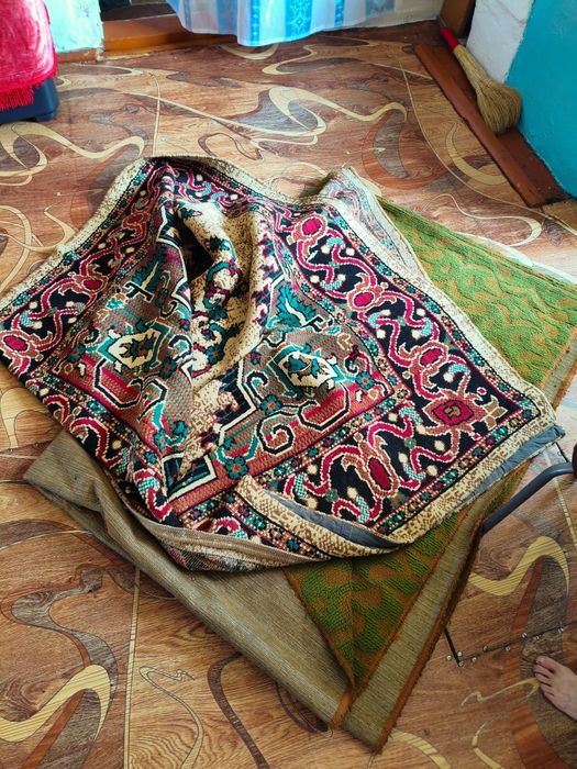 Ковёр и палас продам