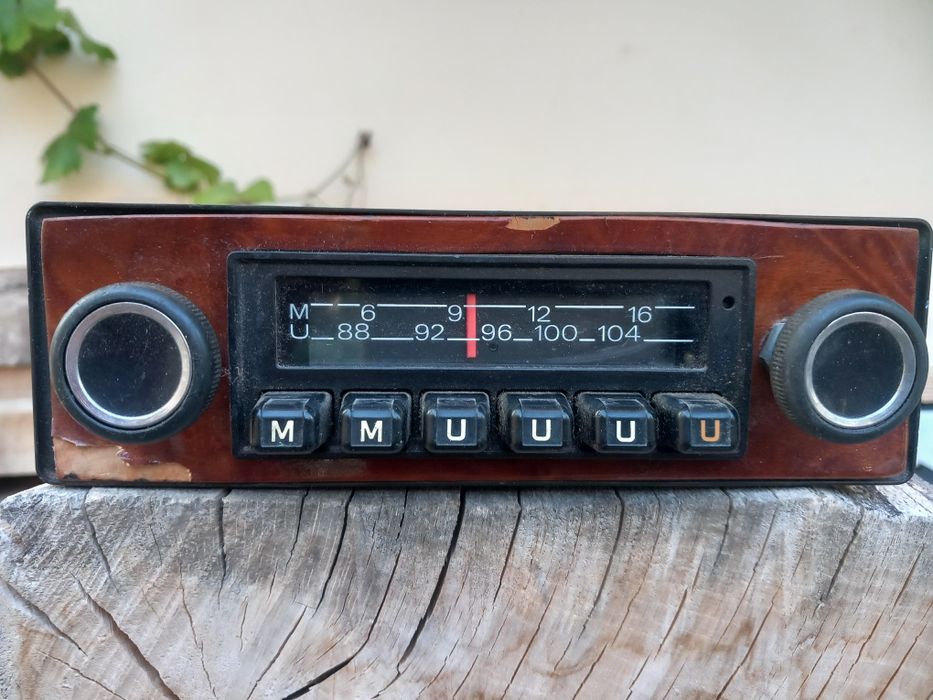 Оригинално ретро радио Grundig