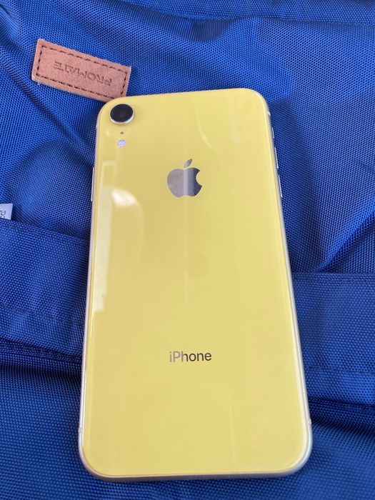 Telefon Iphone XR galben 64 gb