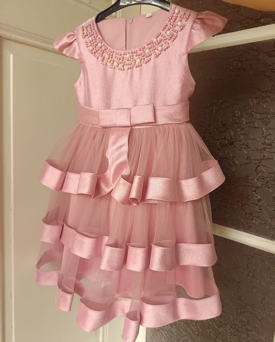 Rochie eleganta mărimea 110 (4-5 ani)