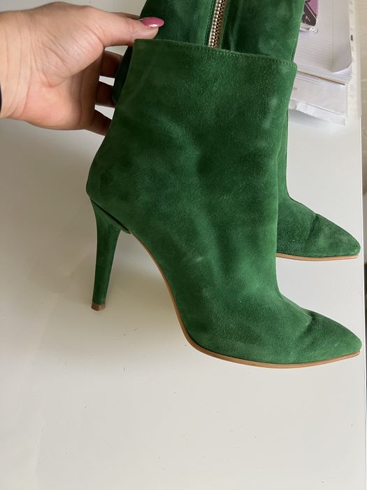 Cizme piele intoarsa