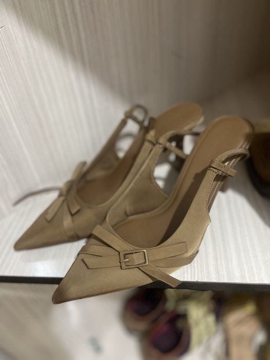 Женские туфли Stradivarius