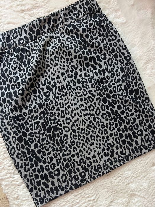 Пола Леопардов принт