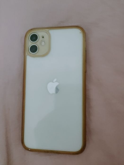 Продам iPhone 11