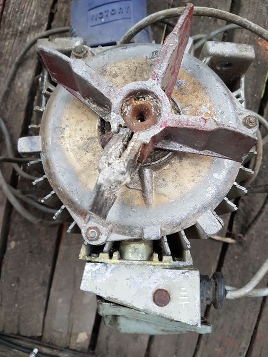 Vand motor electric trifazic / monofazic romanesc