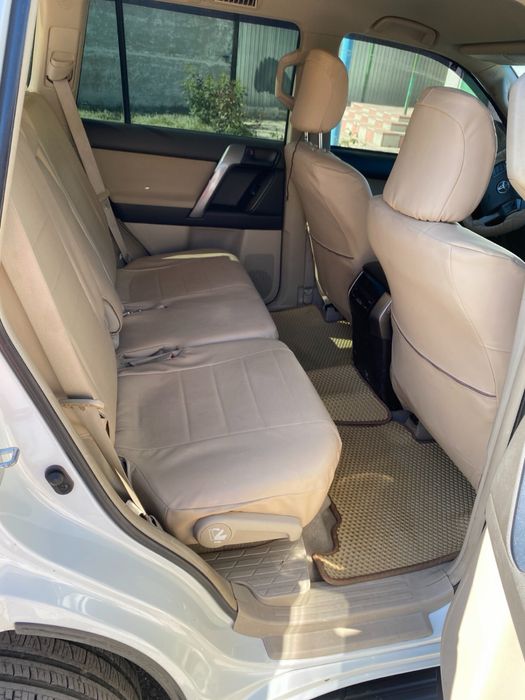 Продам Toyota Land Cruiser Prado