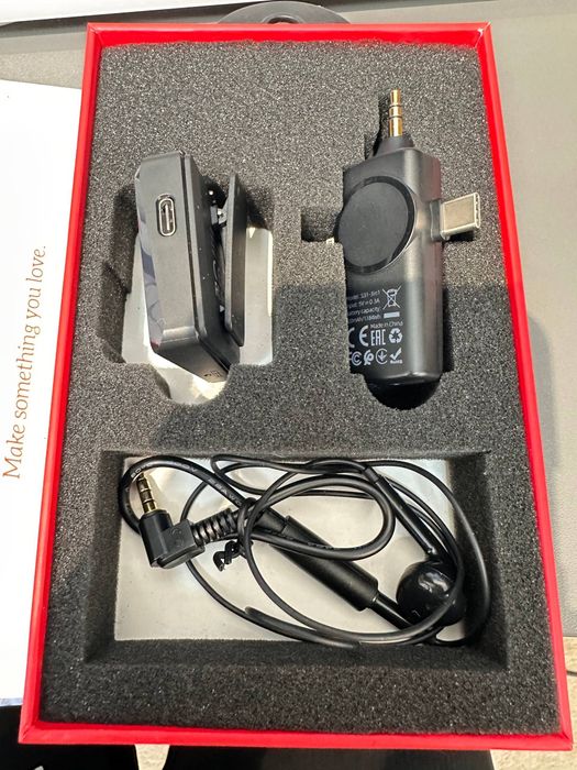 Hoco Selected Stream Wireless Microphone With 3 in 1 Receiver