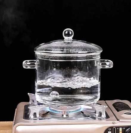 Термоустойчива стъклена тенджета 1.5 литра