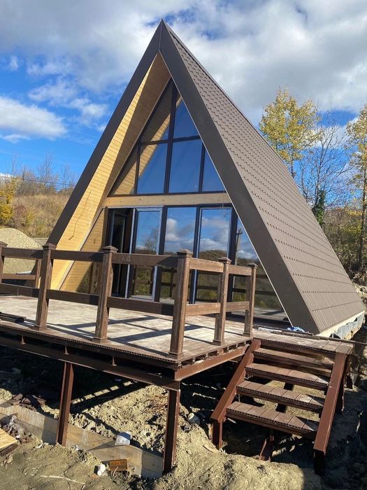 Vând cabane tip A frame