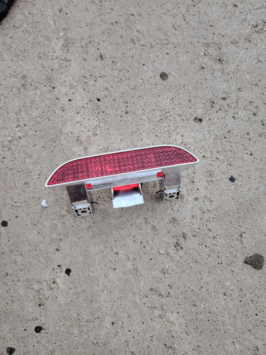 Flapsuri, capete bara spate Dacia spring