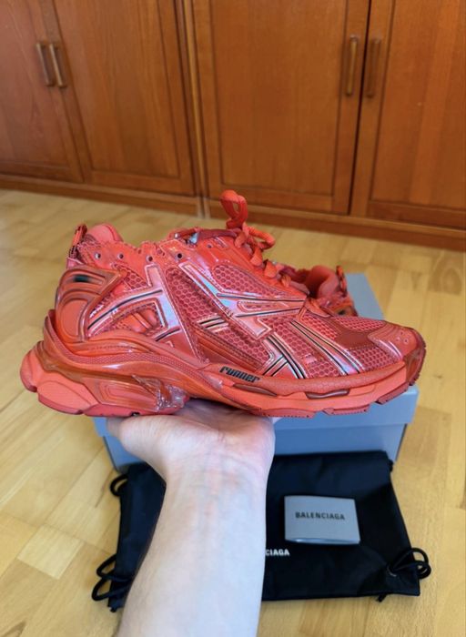Balenciaga Runner (Balenciagarickowens alexandermcqueenbalmaimlanvinjordan14versacediorvalentino maisonmargielaamirigivenchycelinetrackrunner)