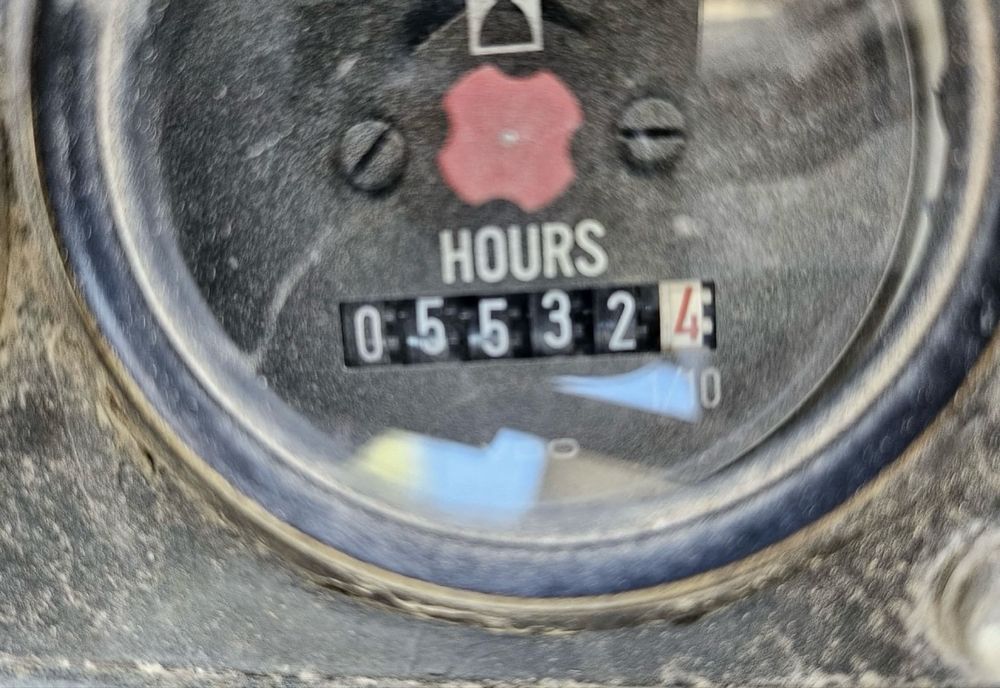 Vand Incarcator Frontal Vola Furukawa 335