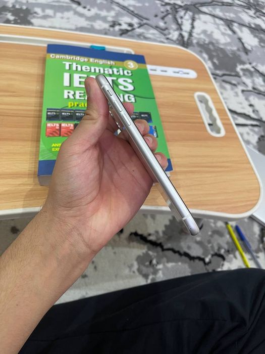 iPhone 11 ideal 64gb