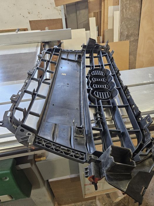 Решетка за  Audi A4 b8.5 quatrro OEM