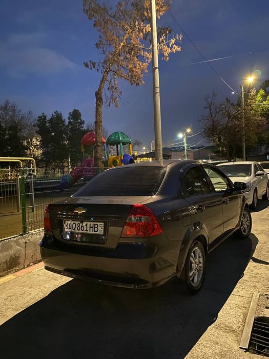 Gaz benzin kraskalari bor mator hadavoylari yaxshi balonlari yaxshi