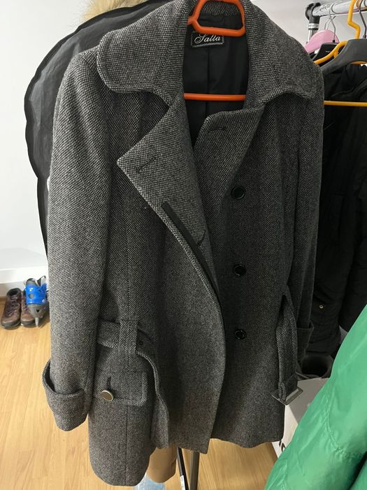 Palton elegant dama mărimea 38 40, stare foarte buna