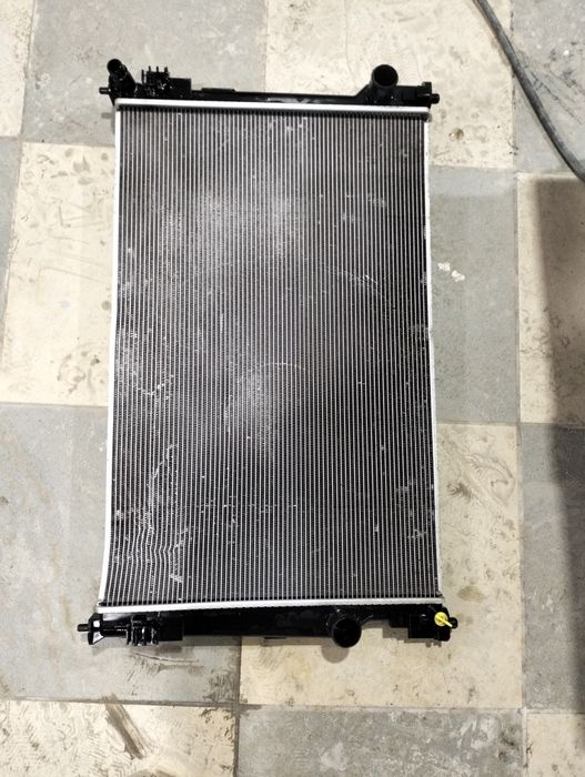 Бампер на Тойота камри 70 европеец