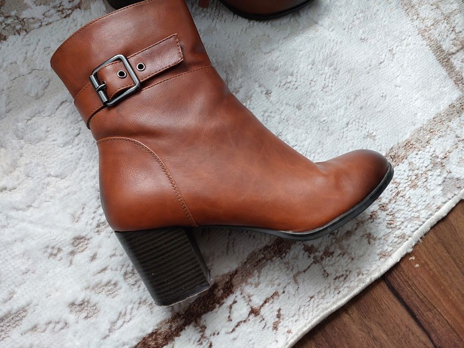 Срочно продам женскую сумку