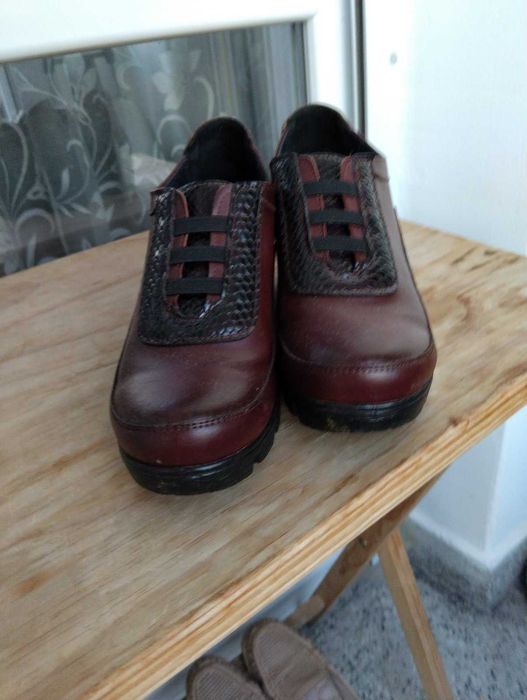 Дамски кожени обувки - No 39, бордо
