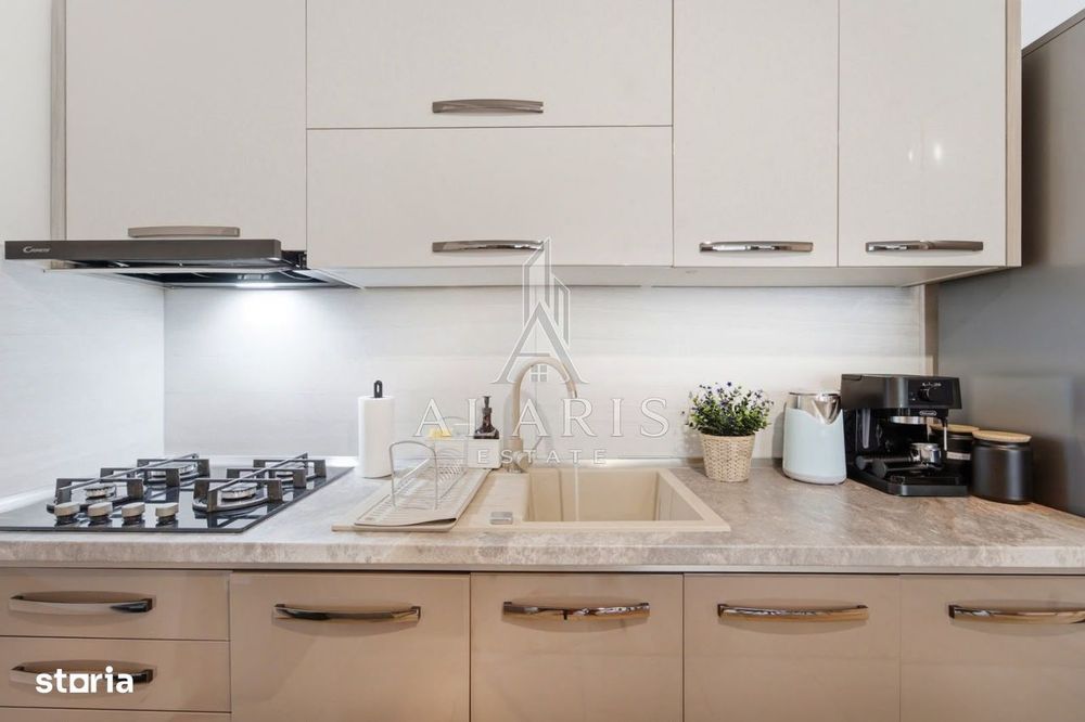 Apartament de lux cu 3 camere, in Monarch Tower