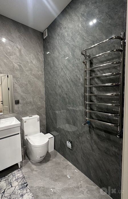 Arenda kvartira novastroyka Ibn Sino 3 xona yengi uy Xushtam kafe oldi