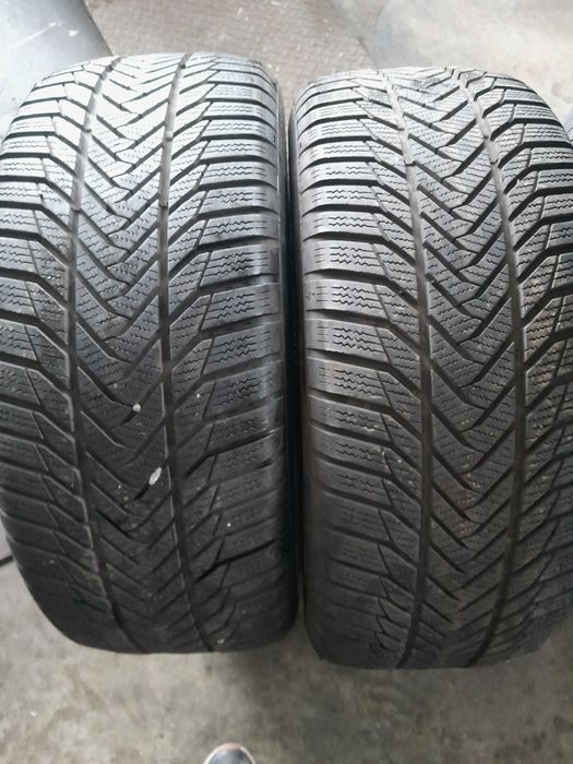 215 225 235 50 55 17