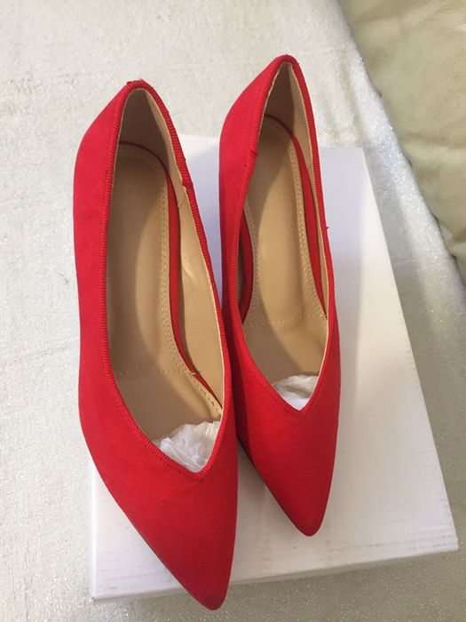 Дамски обувки на ток