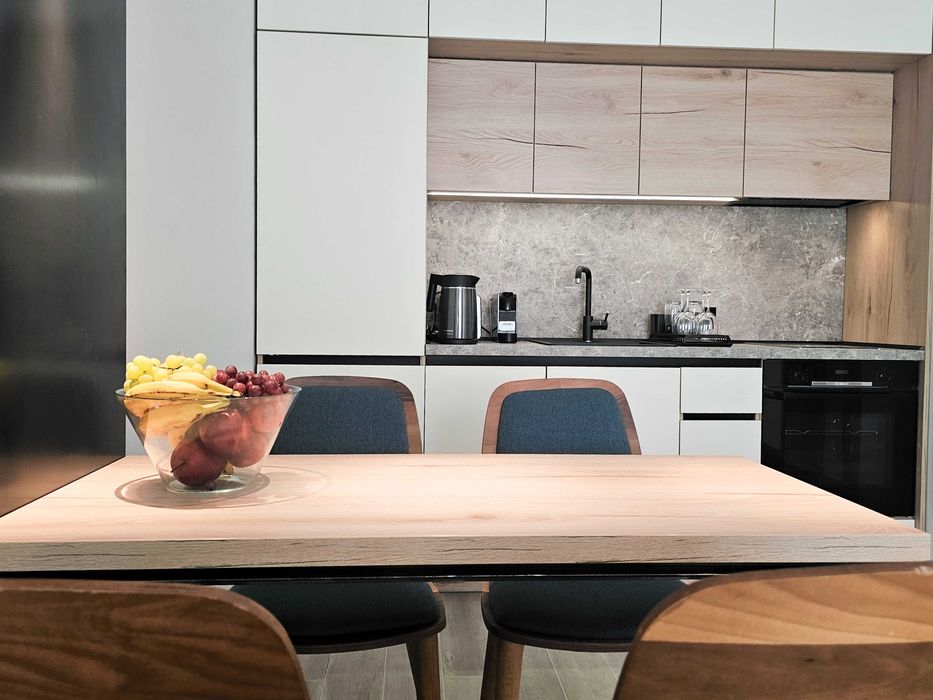 Дава се под наем Двустаен апартамент в к.к. Св.Св. Константин и Елена - 60 кв.м за 1000 € - Снимка #6