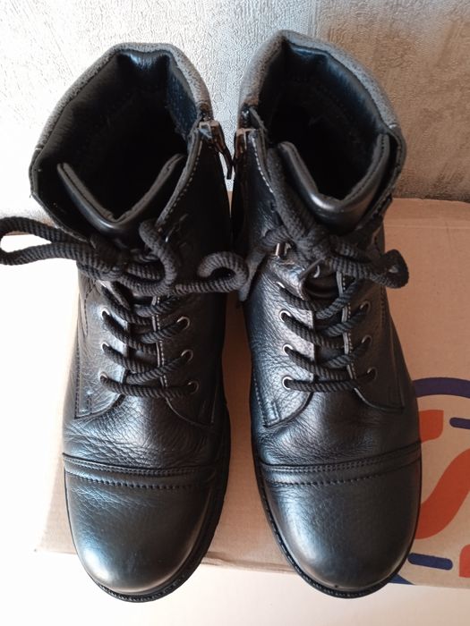 Ботинки демисезонные 40 р