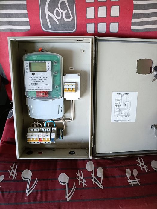 Трехфазный электощетчик