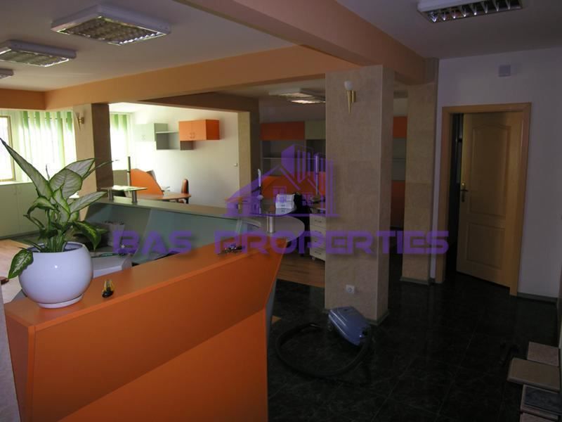 Продава се Офис в София, Оборище - 200 кв.м за 2750 €/кв.м - Снимка #8