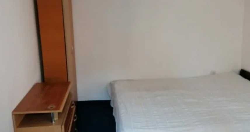 Дава се под наем Едностаен апартамент в Пловдив, Христо Смирненски - 40 кв.м за 178.5 € - Снимка #1