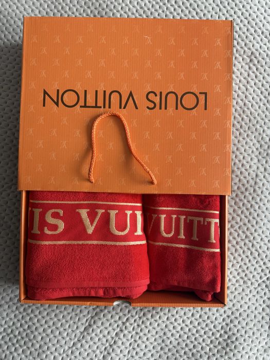 Louis Vuittion Луксозни хавлии + Подаръчна кутия