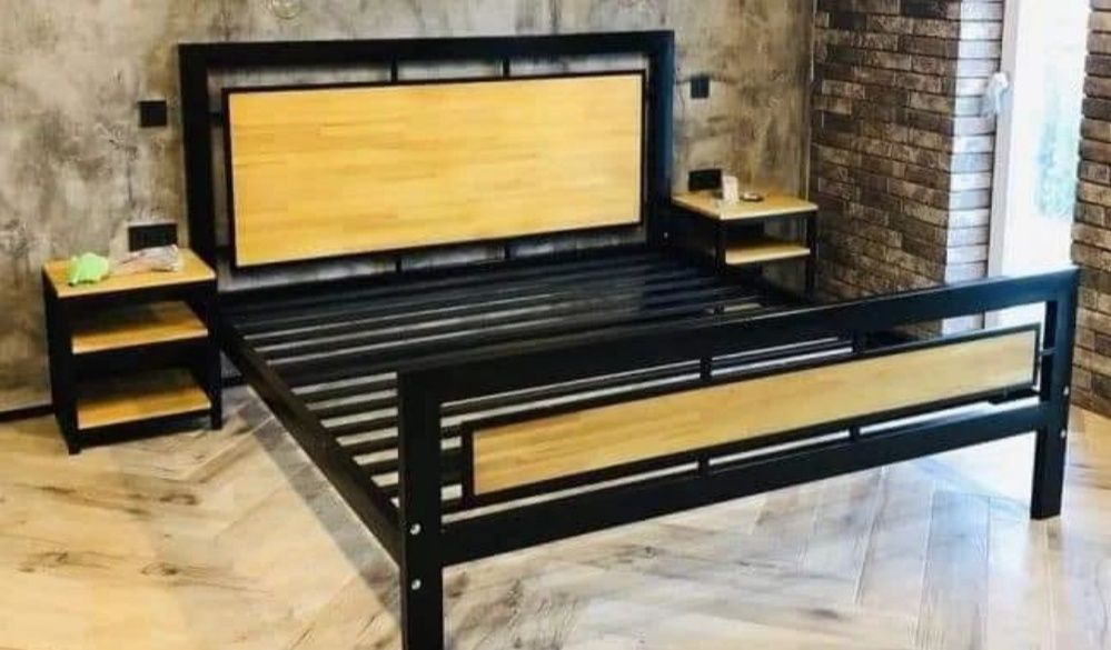 Кравать двух спальная, полка для обувь