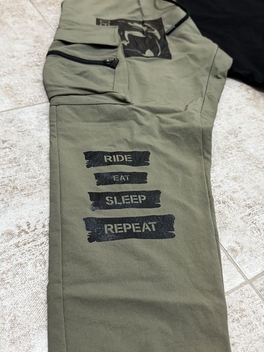 Мъжка двуцветна долница