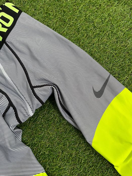 Мъжки спортен екип : Nike Pro Hyperwarm Compression S-M