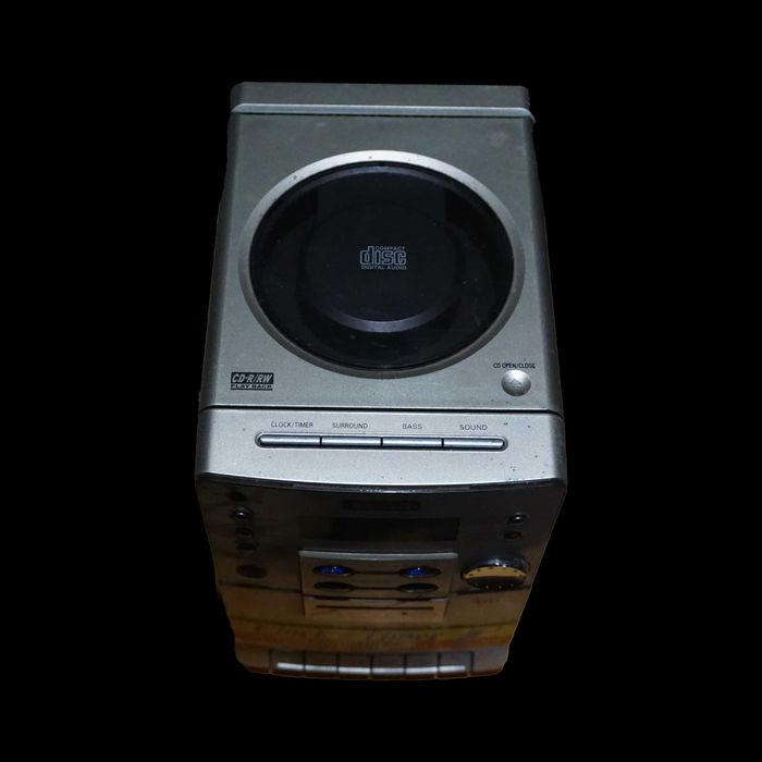 Sanyo CD player + 2 boxe – sistem audio compact, sunet clar