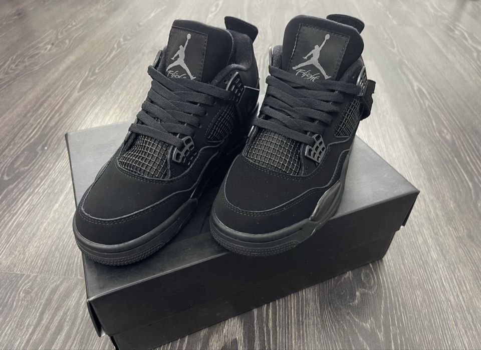 Jordan 4 black noi